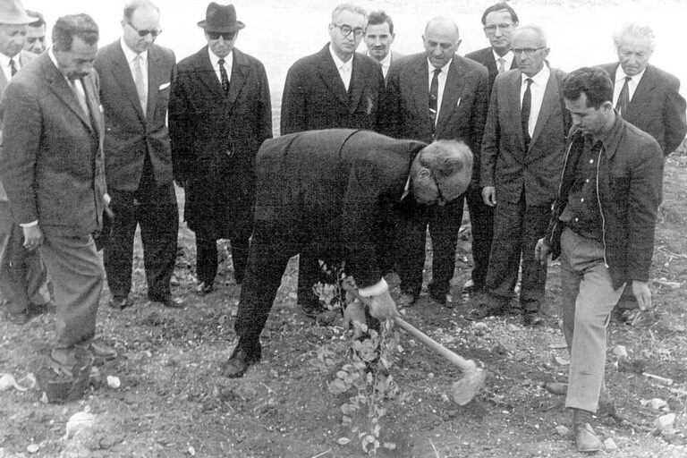 Honoring the Righteous Among Nations - Yad Vashem Foundation